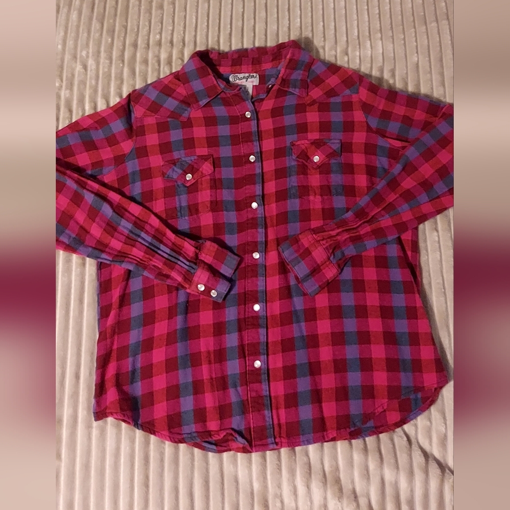 Wrangler large pink flannel shirt